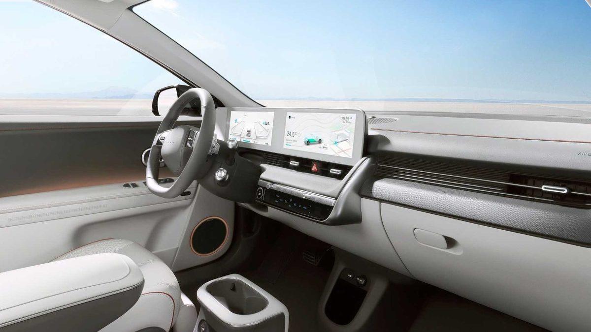 Hyundai, 480 km Menzile Sahip Yeni Elektrikli Otomobili Ioniq 5’i Tanıttı