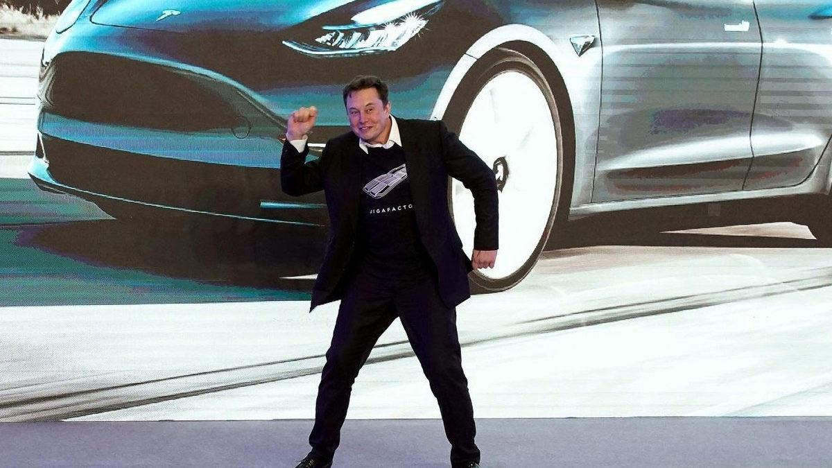 Elon Musk Açıkladı: Dünyanın En ’Değerli’ Otomobil Şirketi Tesla, Satışları Durdurabilir (Tamam da Neden?)