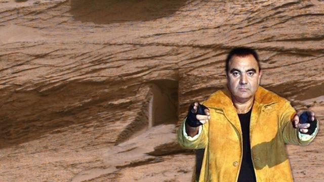 Mars’ta Mağara Kapısına Benzeyen Gizemli Bir Yapı Bulundu (Komplo Teoricilerini Çıldırtır)