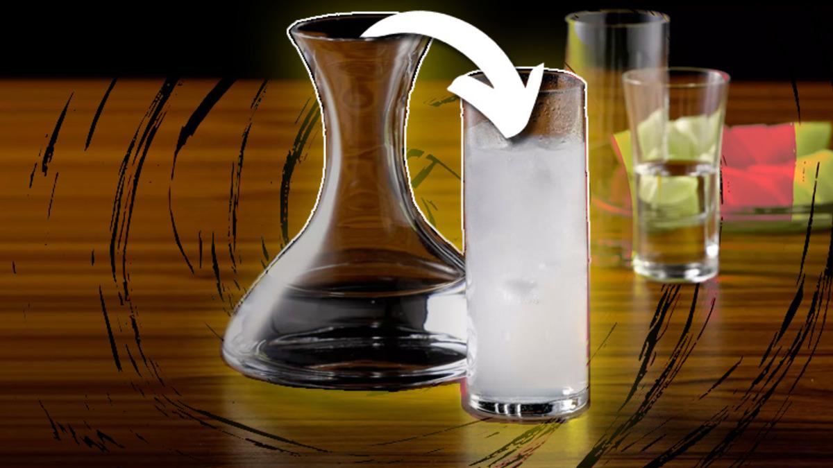 Gerçekten Şişede Durduğu Gibi Durmuyormuş: Rakıya Su Koyunca Neden Beyazlar?