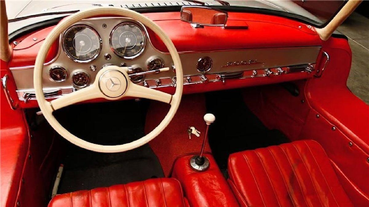 Dünyanın En Pahalı Otomobili ile Tanışın: Karşınızda 142 Milyon Dolara Satılan Mercedes-Benz 300 SLR Uhlenhout