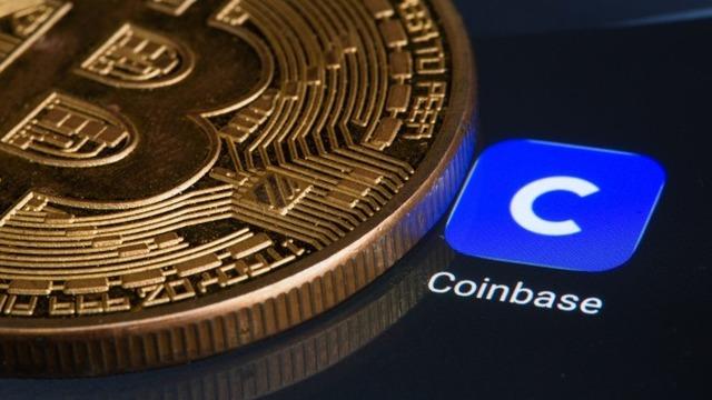 Coinbase Kullanıcıları Platforma Erişim Sorunları Yaşandığını ve ’Para Çekemediklerini’ Bildirdi: Kripto Borsasından Açıklama Geldi