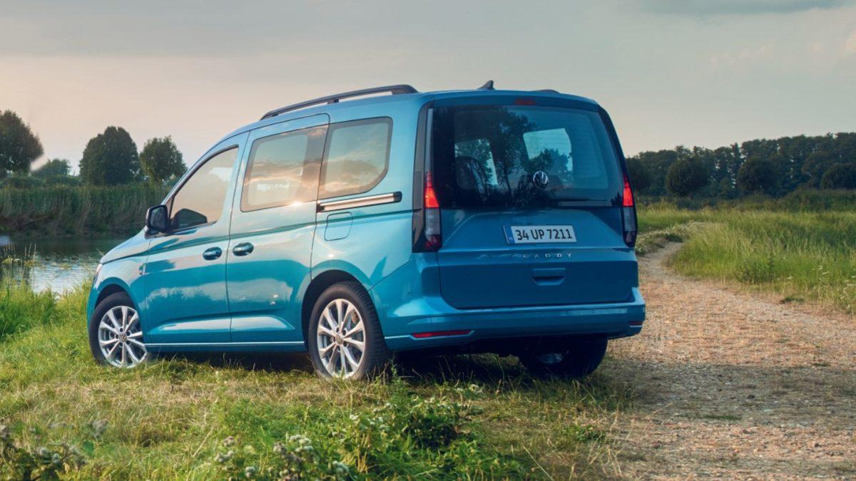 Panoramik Cam Tavanıyla Dikkat Çeken 2. Nesil Volkswagen Caddy Özellikleri ve Fiyat Listesi