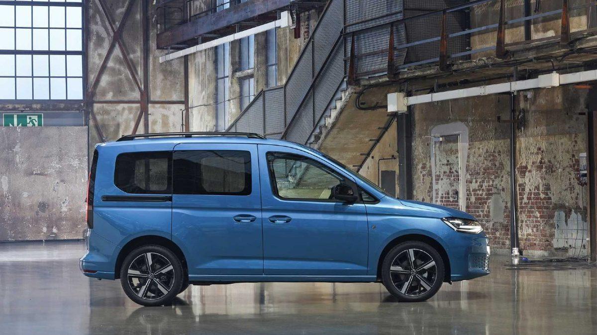 Panoramik Cam Tavanıyla Dikkat Çeken 2. Nesil Volkswagen Caddy Özellikleri ve Fiyat Listesi