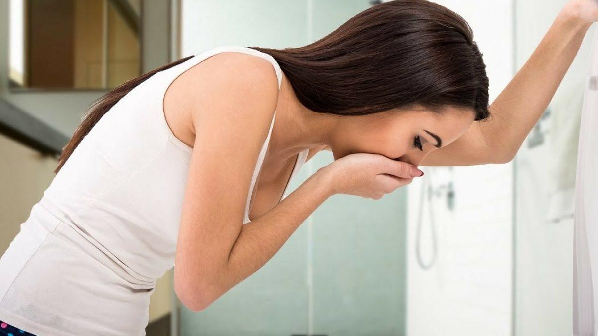 İnsanın Hayat Kalitesini Düşüren Mide Bulantısına İyi Gelen 9 Besin