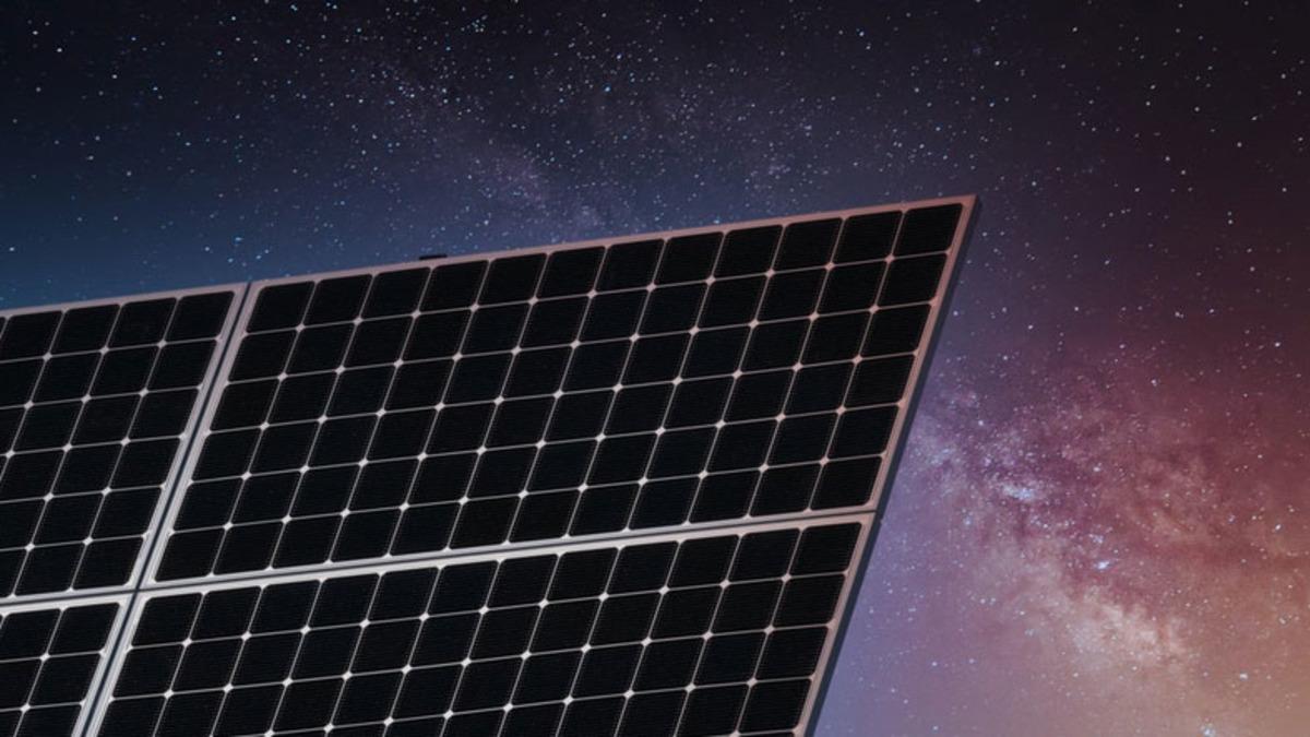 Sadece Geceleri Elektrik Üretebilen ‘Anti-Güneş Paneli’ Geliştirildi