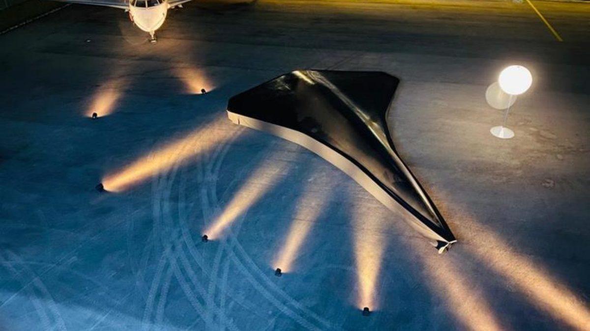 Otonom ya da Uzaktan Kontrollü Kullanılabilen Süpersonik Savaş Drone’u Arrow Tanıtıldı