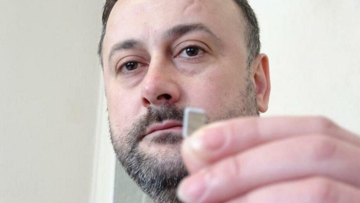 Bursa’da Bir Vatandaş, 8 Yıl Önce Kırıp Attığı SIM Kart Yüzünden Ağır Ceza ile Yargılanıyor