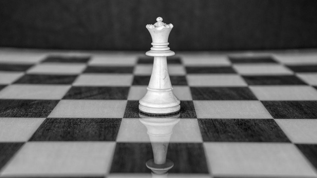 Satranç Nedir, Nasıl Oynanır? Bilmeniz Gereken 20 Temel Hamleyle Birlikte Anlatıyoruz