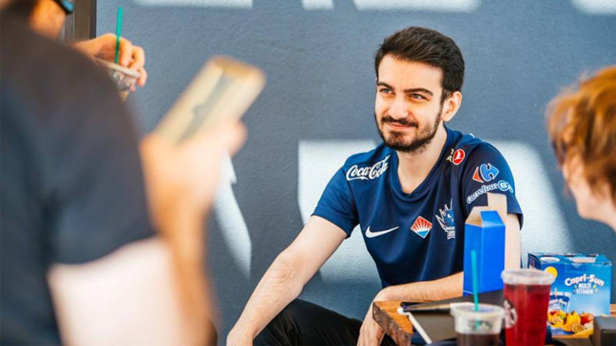 Türkiye Espor Tarihine Geçen Efsane: Berkay “Zeitnot” Aşıkuzun Kimdir?