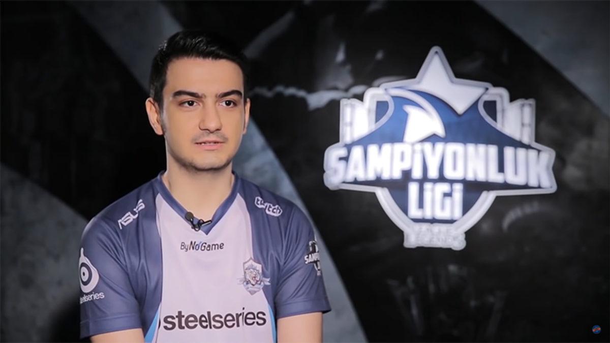 Türkiye Espor Tarihine Geçen Efsane: Berkay “Zeitnot” Aşıkuzun Kimdir?