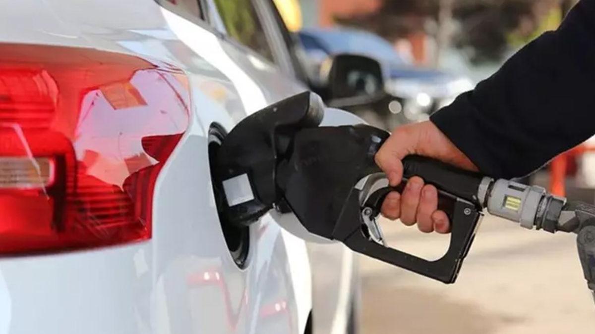 Benzin Fiyatlarına İndirim Bekleniyor