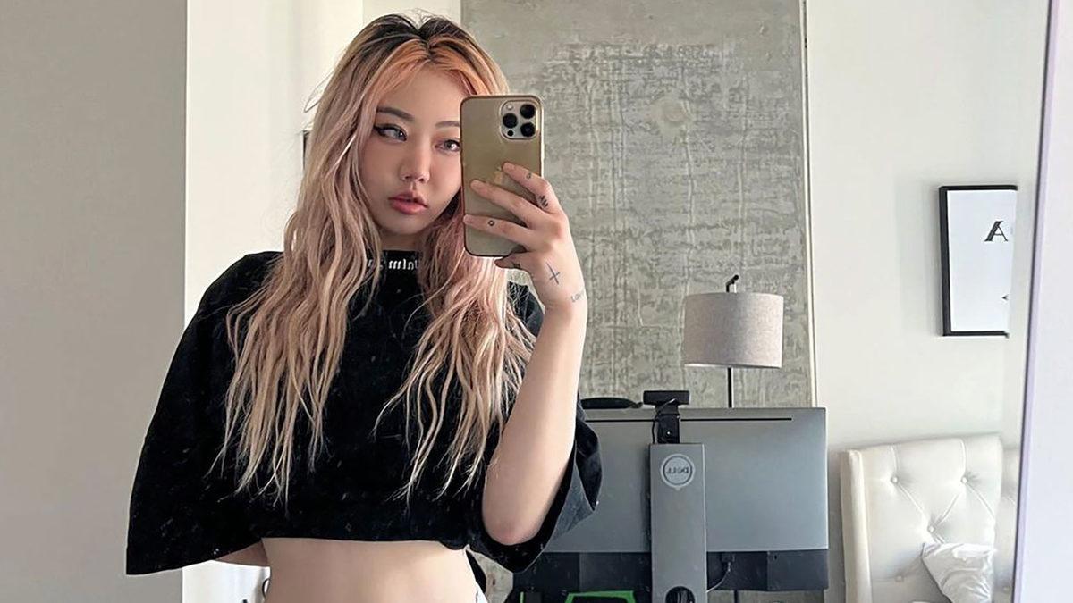 OnlyFans Fenomeninden Şok Açıklama: Instagram Banımı Facebook Çalışanlarıyla Seks Yaparak Kaldırttım