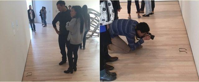 Sanat Galerisine Gözlük Bırakarak Ziyaretçileri Trollediler
