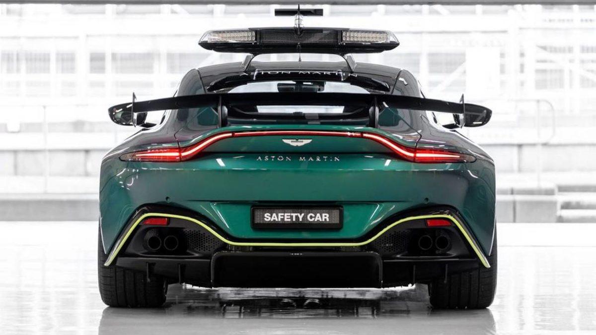 Aston Martin, ’Sık Sık Piste Çıksa da Görsek’ Dedirtecek Karizmaya Sahip F1 Güvenlik Aracını Duyurdu