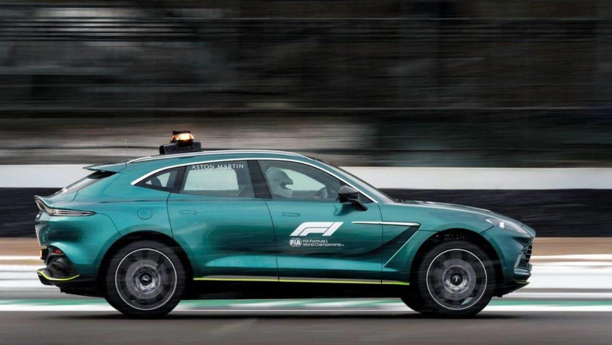 Aston Martin, ’Sık Sık Piste Çıksa da Görsek’ Dedirtecek Karizmaya Sahip F1 Güvenlik Aracını Duyurdu