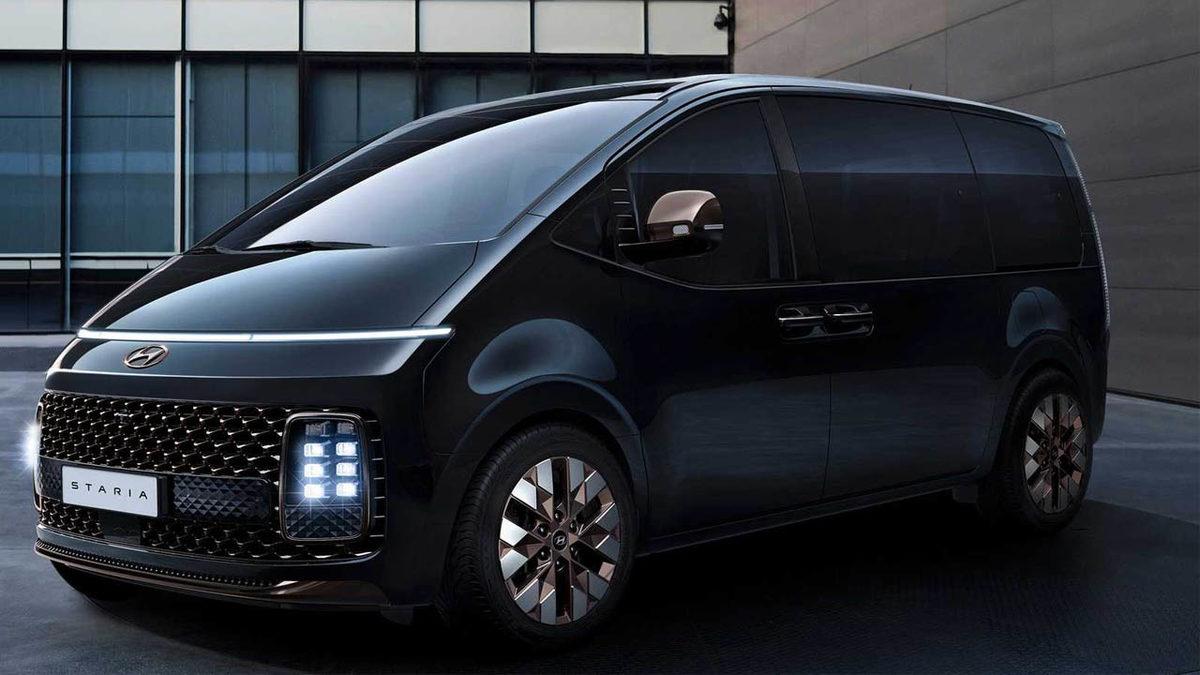 Fütüristik Tasarımıyla Kendine Hayran Bırakan Hyundai Staria Türkiye’de: İşte Fiyatı