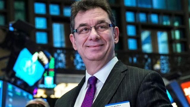 Pfizer CEO’su, Resmi Onay Aldıktan Aylar Sonra Koronavirüs Aşısı Oldu