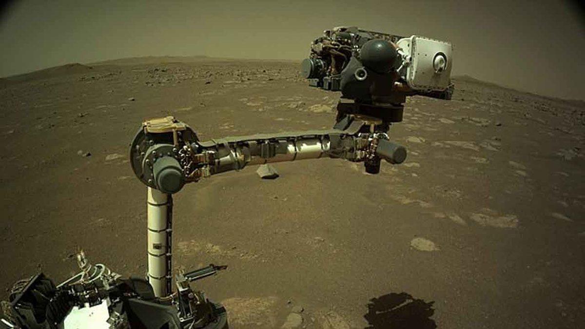 NASA, Perserverance’ın Robotik Kolunu Gösteren Yeni Görüntüler Paylaştı
