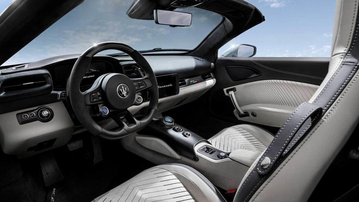 Tasarımıyla Büyüleyen Maserati MC20 Cielo Tanıtıldı