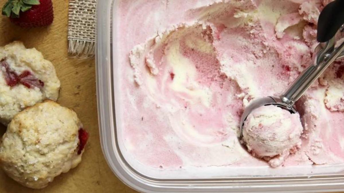 Evde Dondurma Yapmak İsteyenler İçin Her Bütçeye Uygun 9  Dondurma Yapma Makinesi