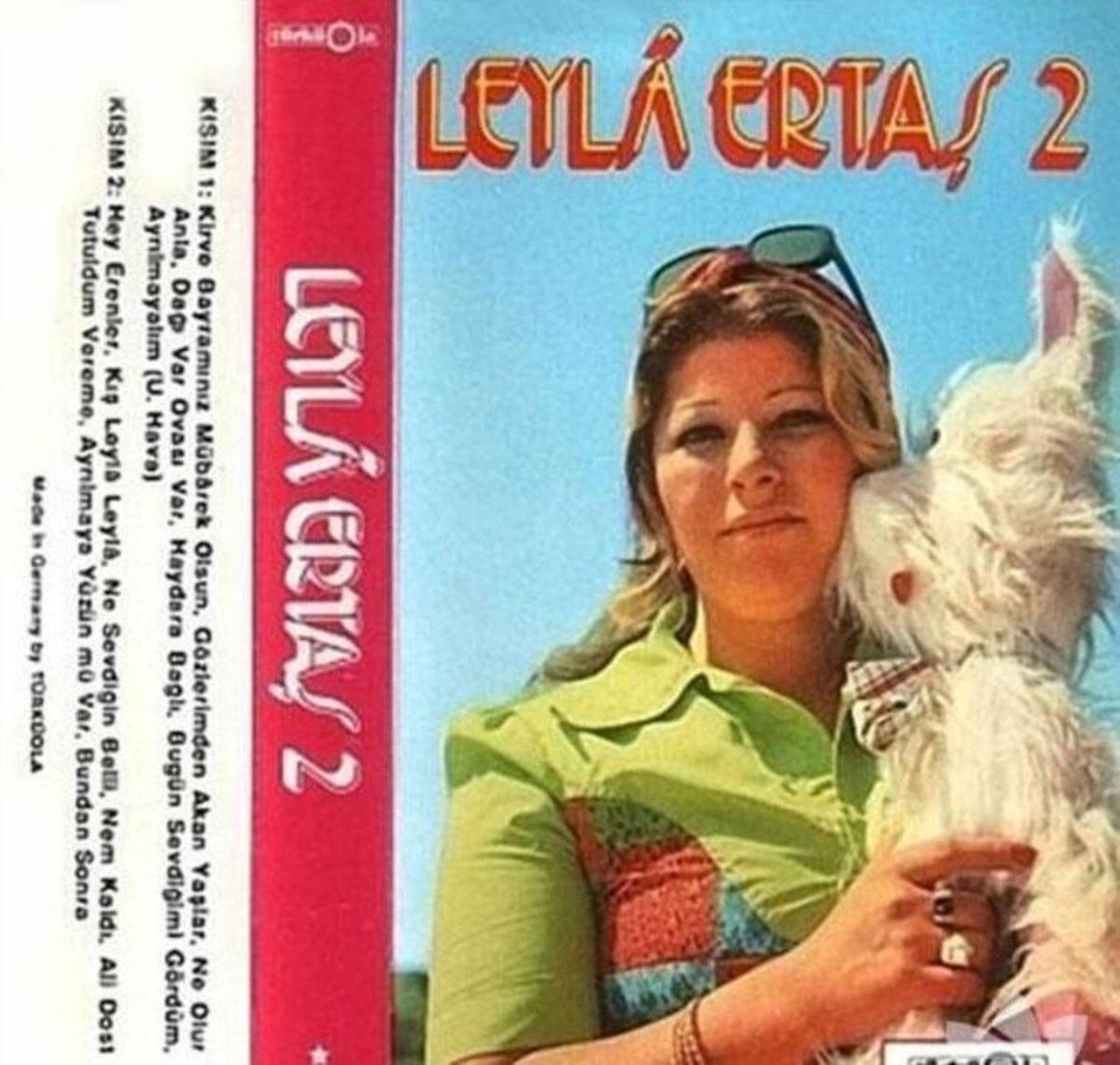 Kaset Kapakları Geleneğinin Geçmişte Kalmış, İyi ki de Kalmış 10 Örneği