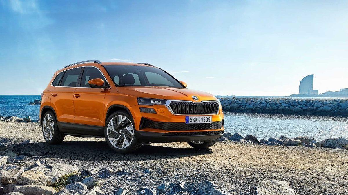 Yenilenen Skoda Karoq Türkiye’de Satışa Sunuldu: İşte Fazlasıyla Şık Tasarımı ve Hevesleri Kursakta Bırakan Fiyatı