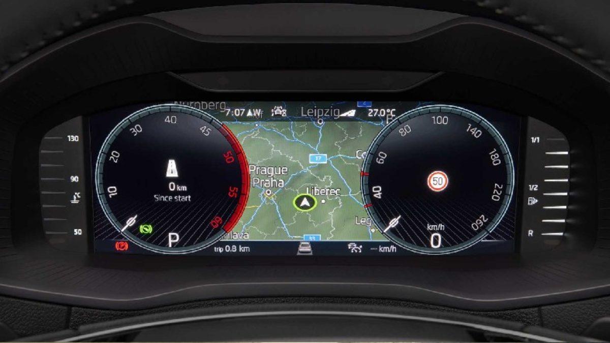 Yenilenen Skoda Karoq Türkiye’de Satışa Sunuldu: İşte Fazlasıyla Şık Tasarımı ve Hevesleri Kursakta Bırakan Fiyatı