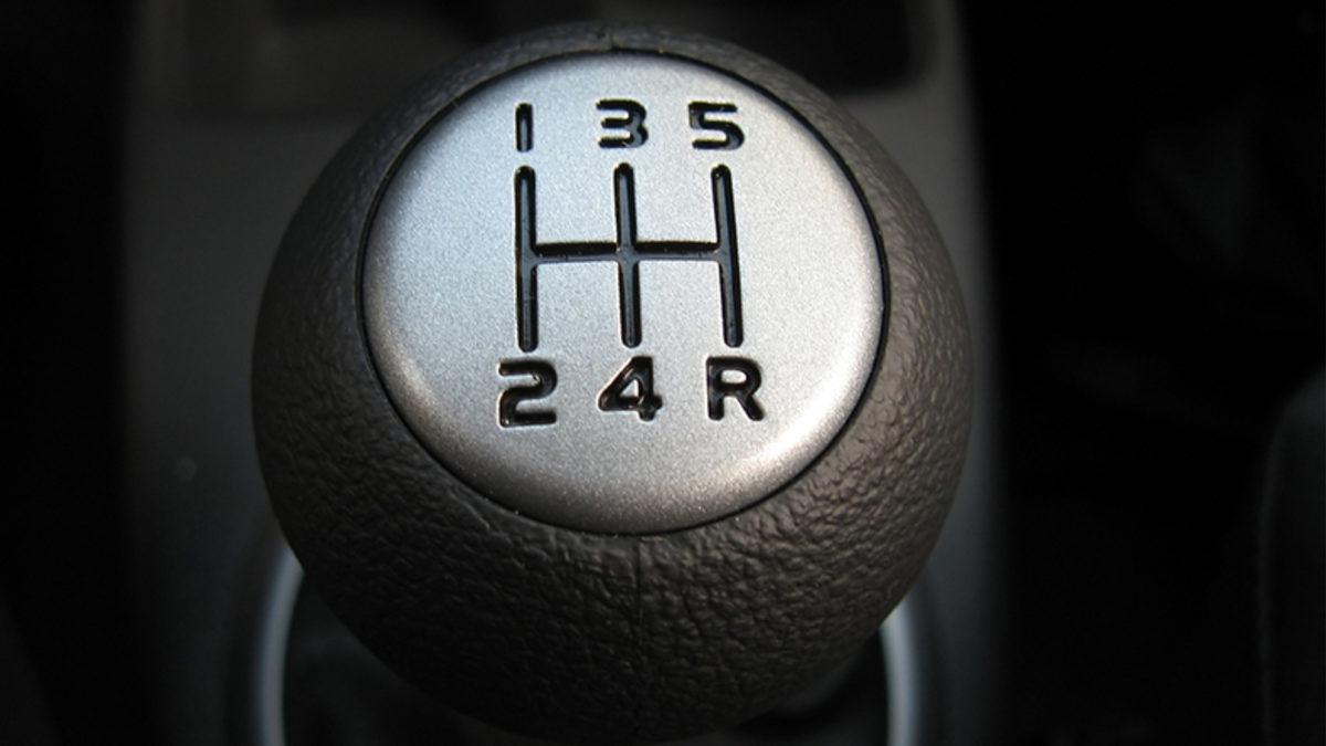 Mercedes-Benz, Manuel Vitesli Araç Üretimine Son Veriyor: Veda Tarihi Belli Oldu!