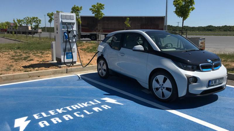 Türkiye’nin İlk Elektrikli Araç Şarj İstasyonu Lisansları Verildi!