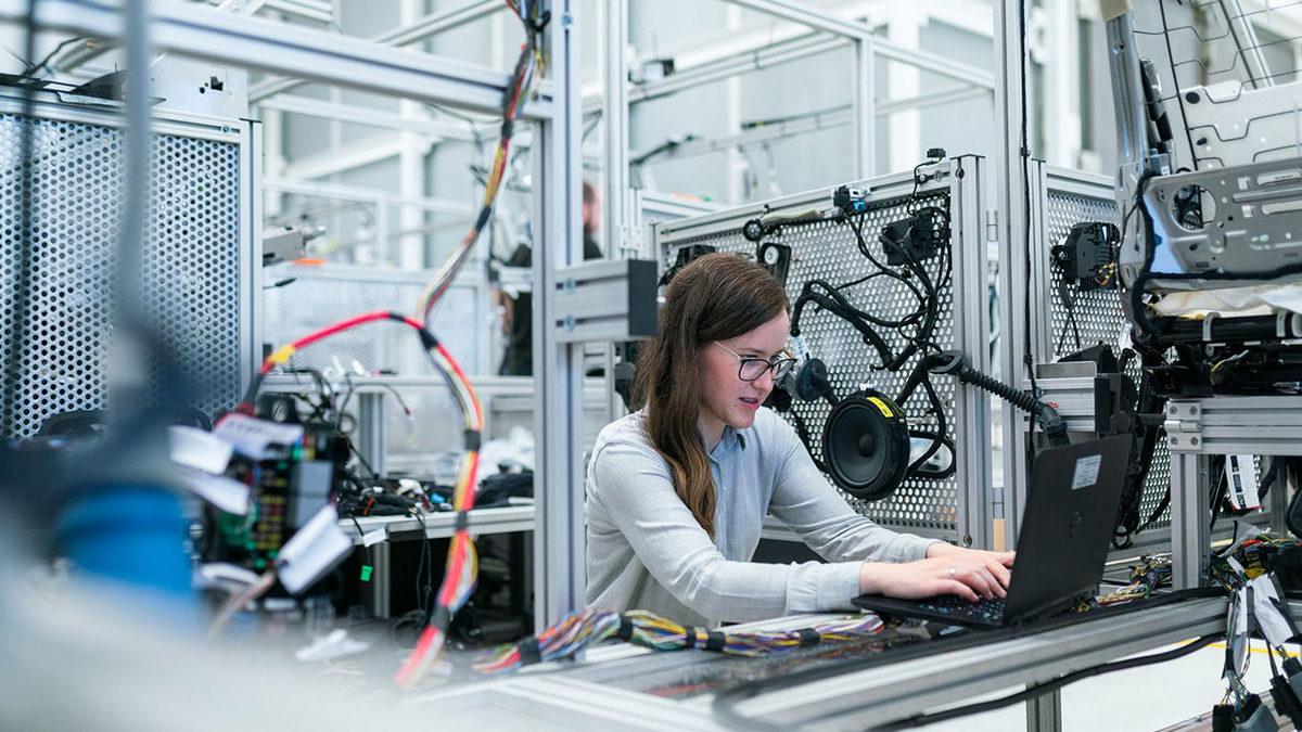 Mühendis Adayları Toplanın: Piyasada Bir Adım Öne Geçmenizi Sağlayacak 7 Altın Tavsiye