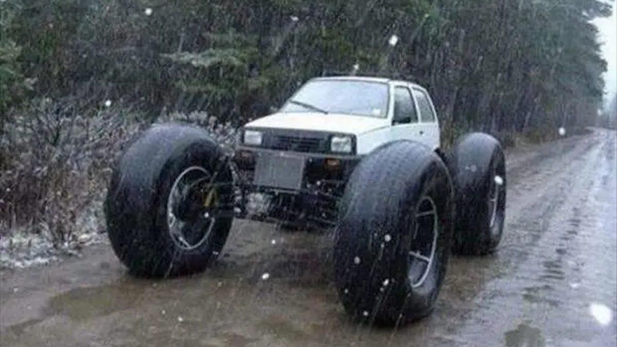 Hangi Kafayla Modifiye Edildiği Belli Olmayan 16 Absürt Araba