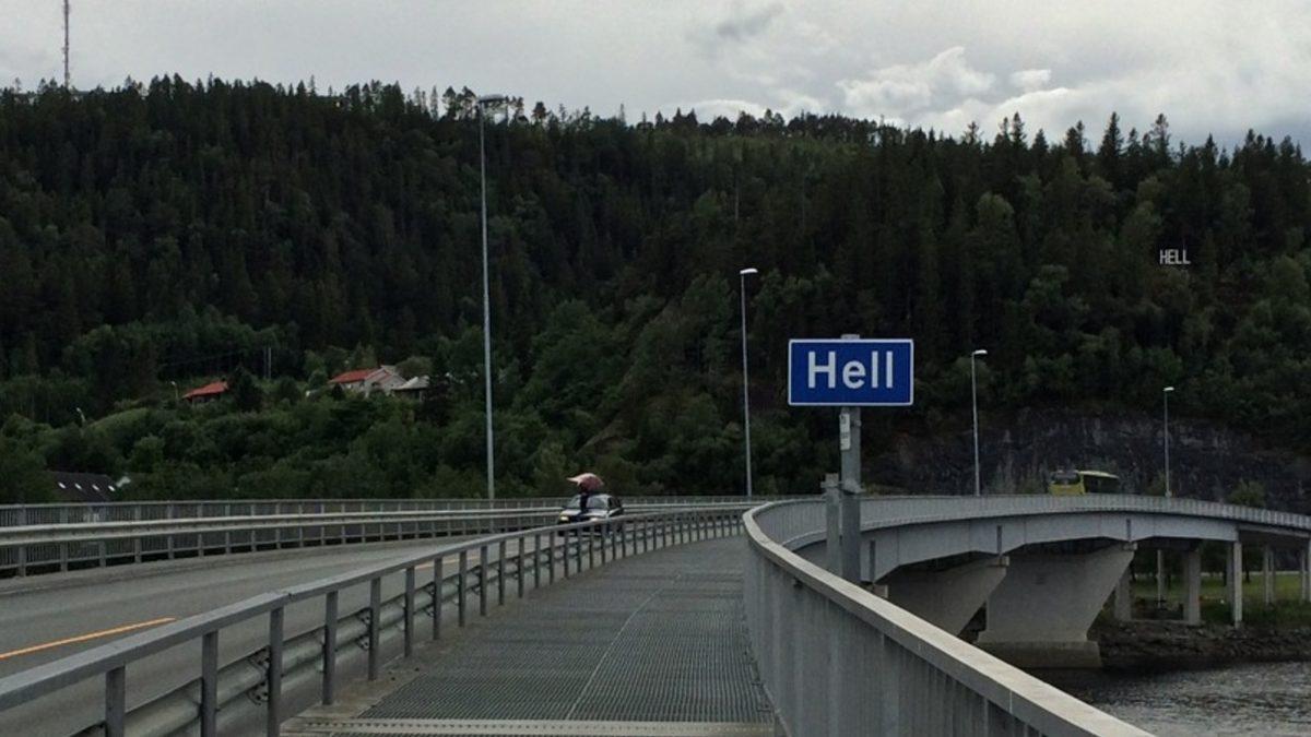 Hangi Kafayla Verildiklerini Bilemediğimiz, Dünyanın En Absürt Yerleşim Yeri İsimleri