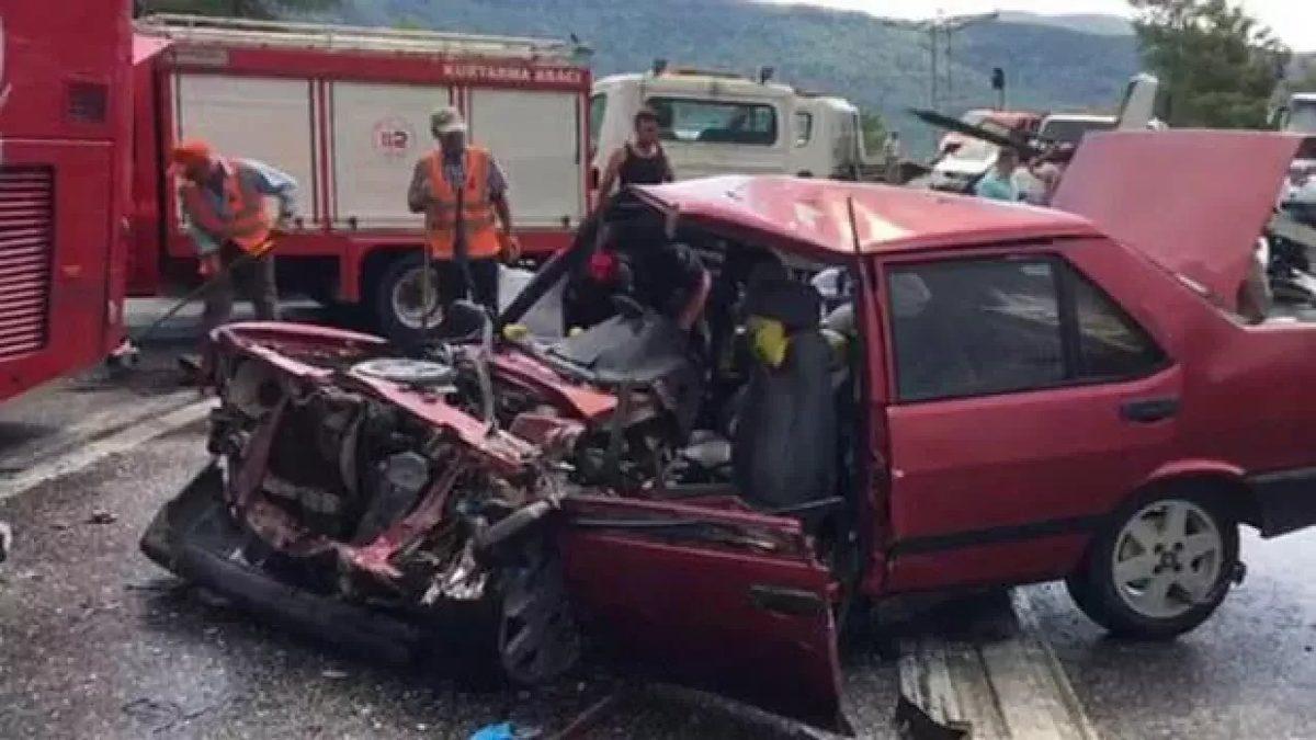 Bu Kazaları Gördükten Sonra Tofaş Arabalara Binerken İki Kez Düşüneceksiniz