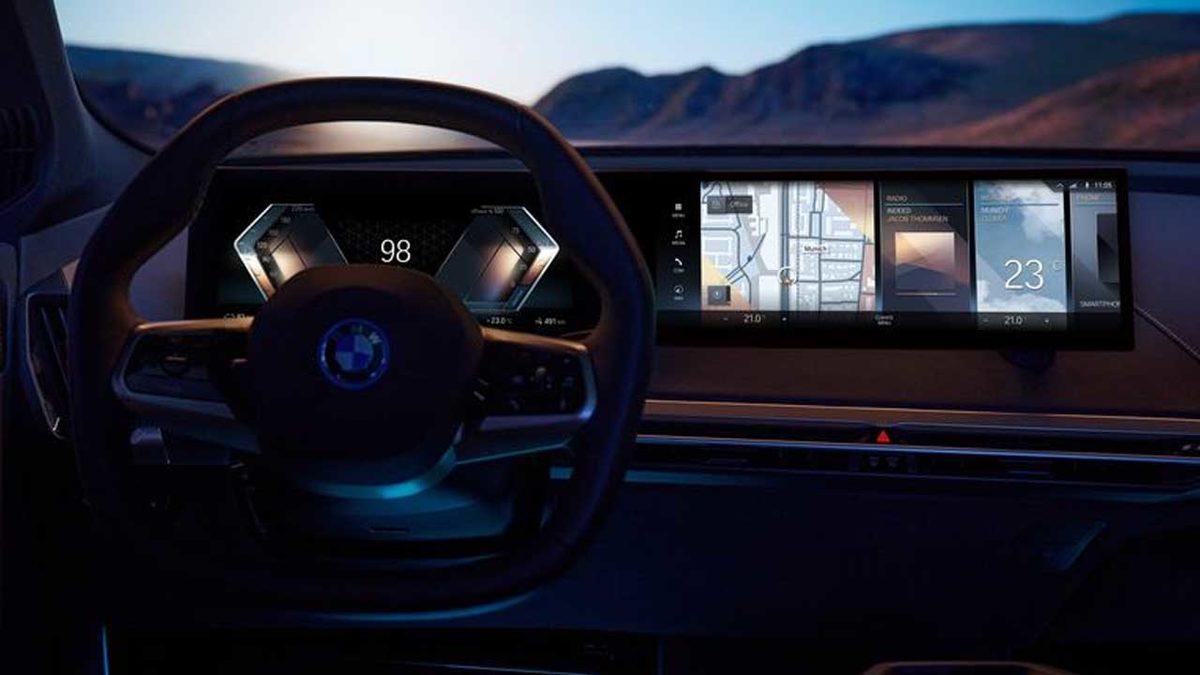 BMW, ’iDrive 8’ İsimli Bilgi ve Eğlence Sistemini Duyurdu