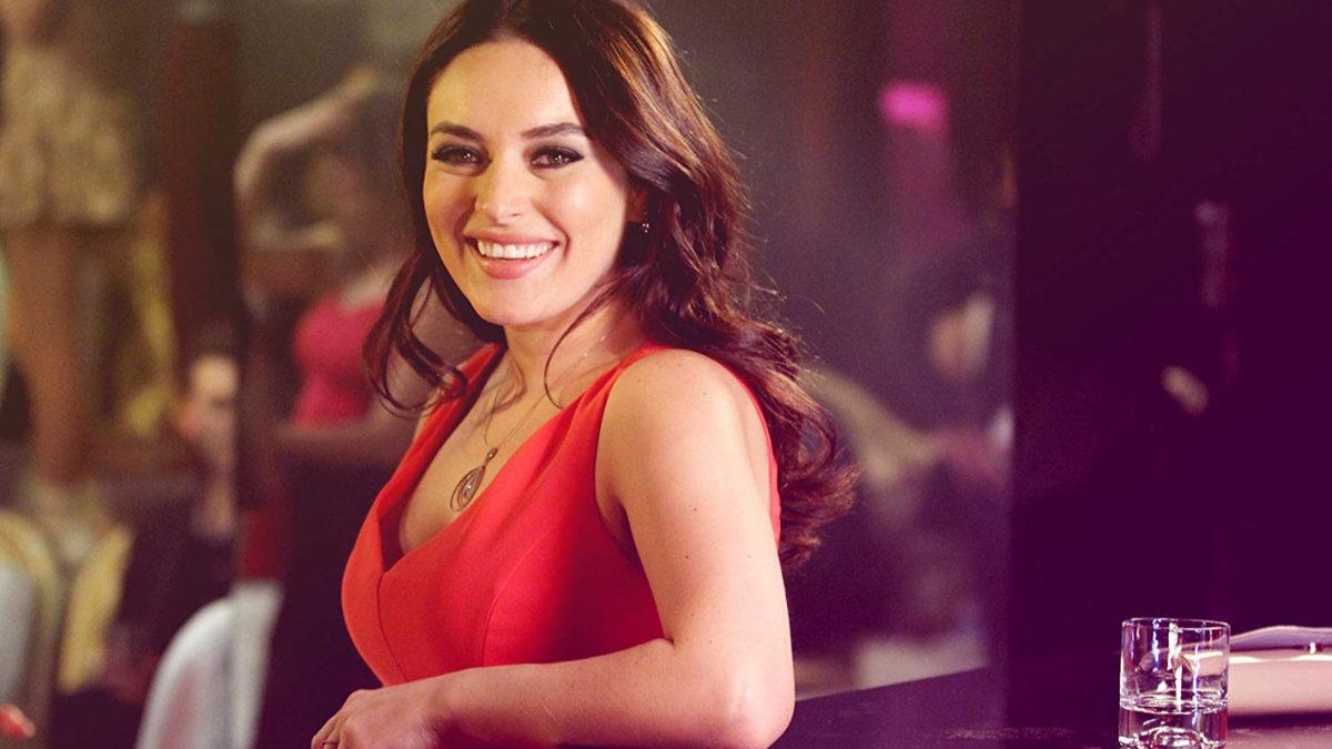 Son Olarak Erşan Kuneri Dizisinde İzlediğimiz Ezgi Mola’nın Rol Aldığı En İyi Film ve Diziler