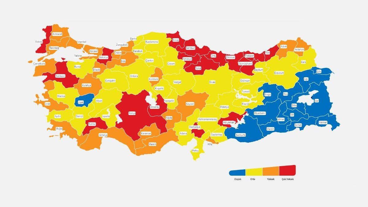 Koronavirüs Risk Haritasında Batının Tek ’Mavisi’ Uşak’a Nazar Değdi: Rengi Değişti