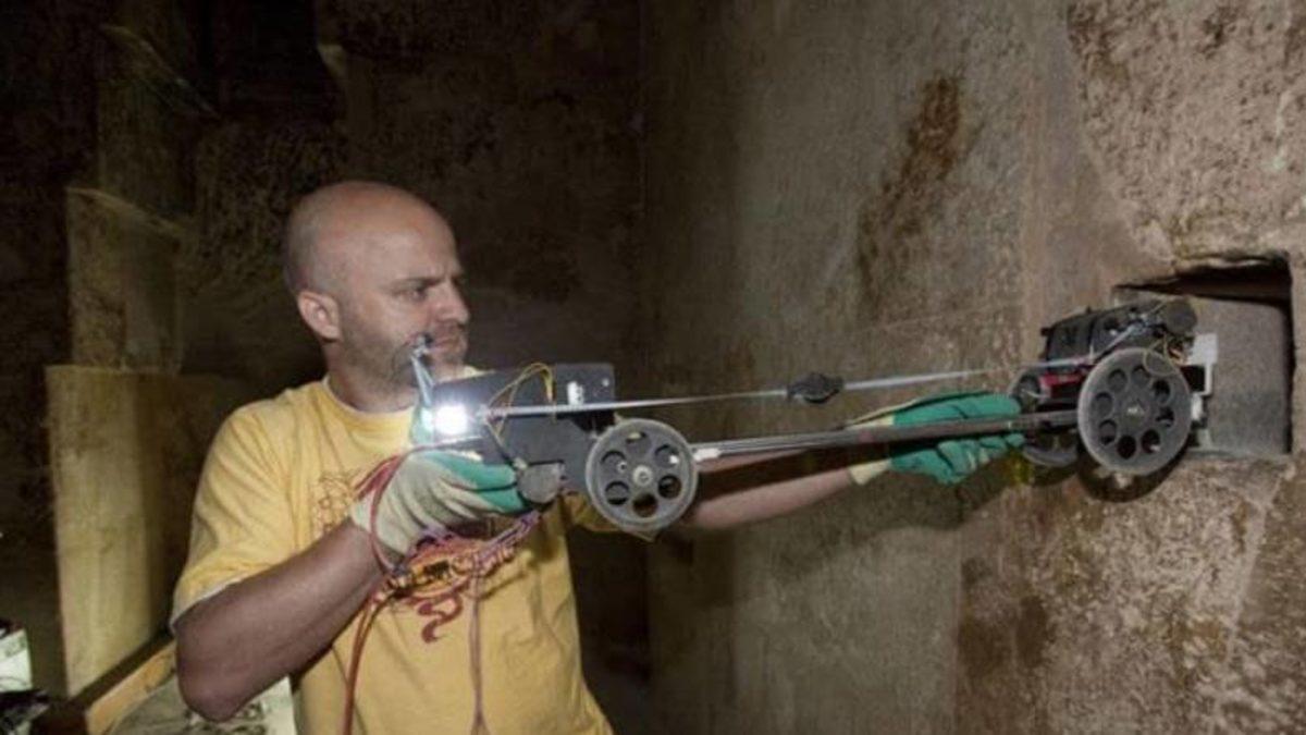 Mısır’daki Piramitlerin İçinde Aslında Ne Var?