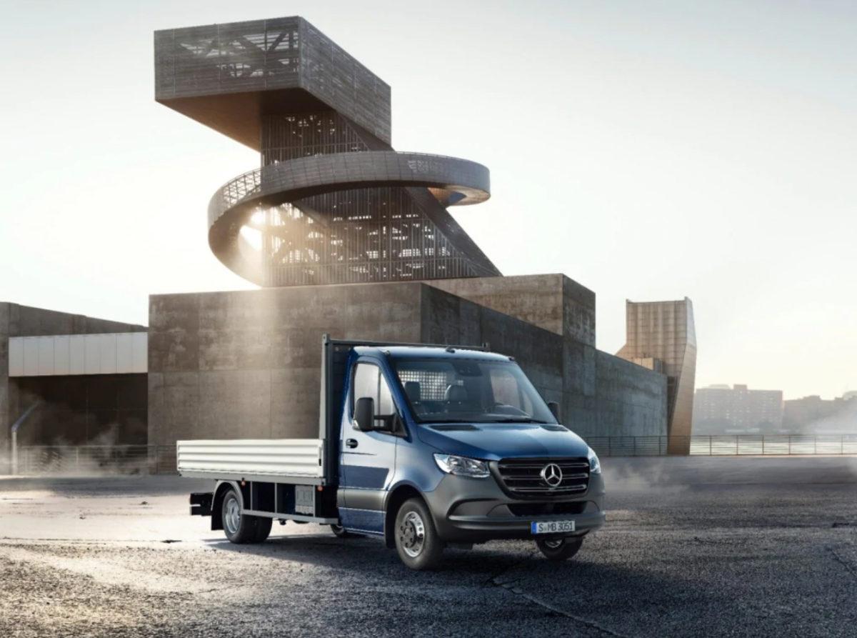 Otomobili Aratmayan Konforuyla Mercedes Sprinter’ın Dikkat Çeken Özellikleri ve Fiyat Listesi