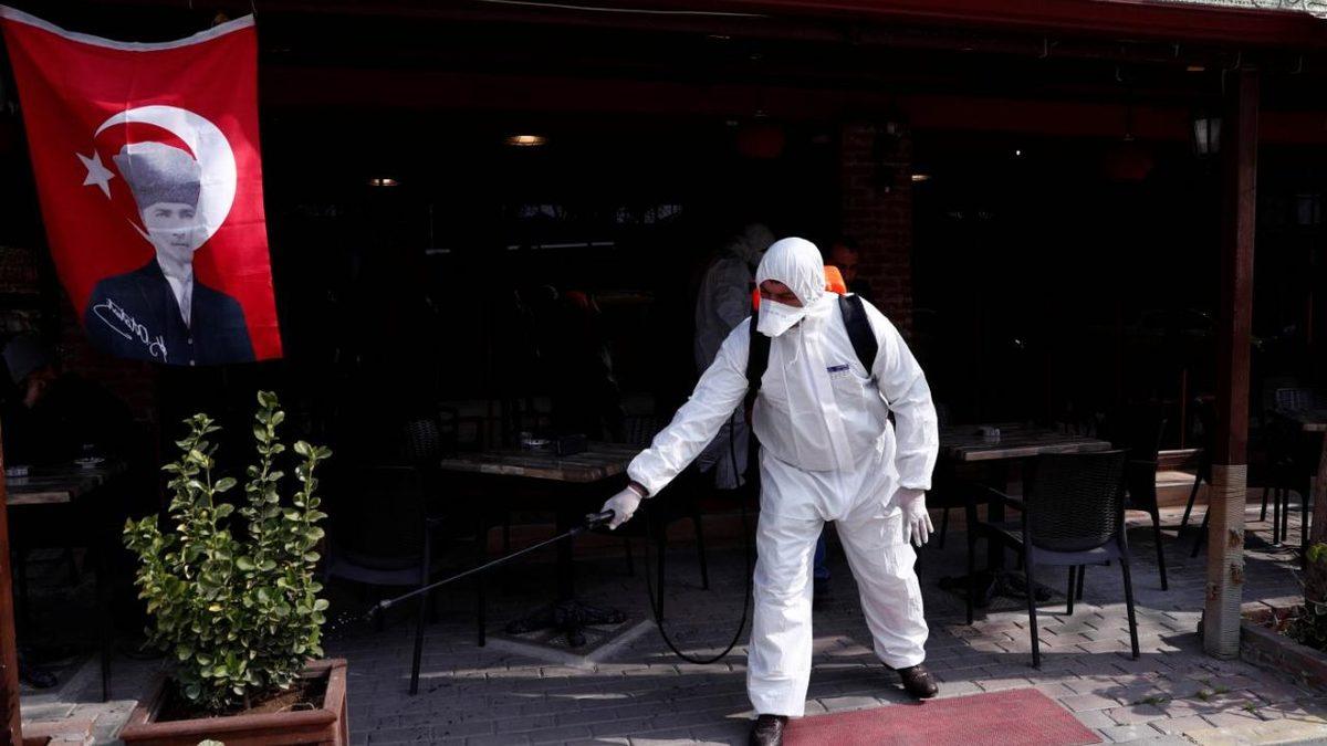 Bilim Kurulu Üyesinden Yerli Aşının Üretileceği Tarihle İlgili Yeni Açıklama