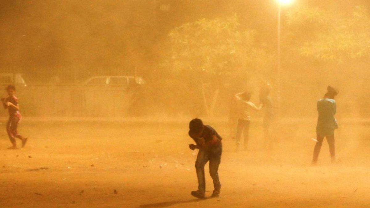 Şu Sıralar Gökyüzünü Cehenneme Çeviren Toz Fırtınalarının Ortaya Çıkma Sebebi Nedir, Soluduğunuzda Ne Gibi Etkileri Var?