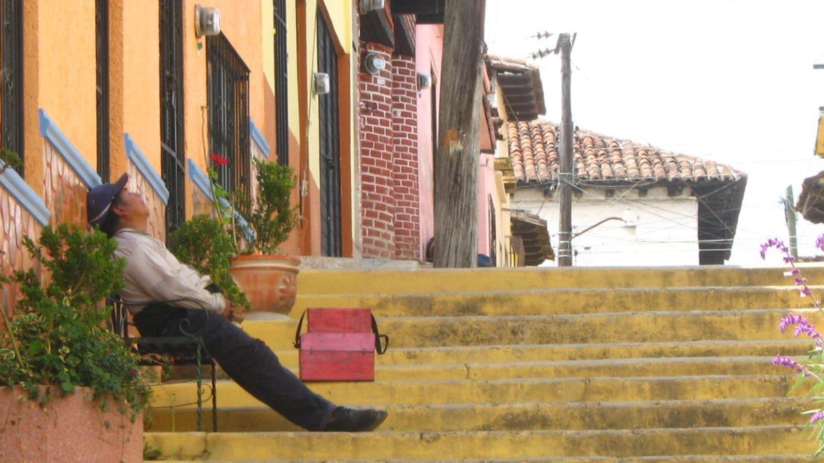 Öğle Arası Kaçamağından Çıplak Uyumaya: Dünyanın Dört Bir Yanından İlginç Uyku Alışkanlıkları