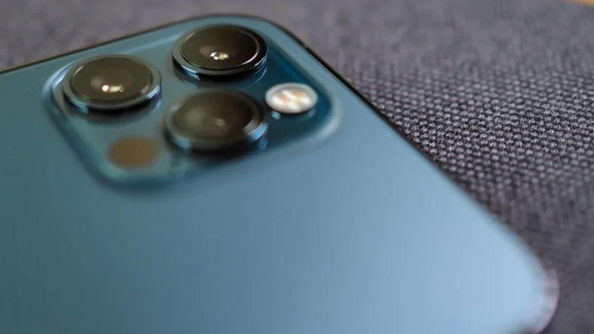 Brezilya, iPhone’ları Şarj Aleti Olmadan Sattığı İçin Apple’a Para Cezası Kesti