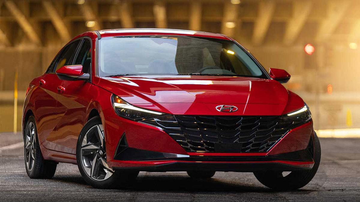Değişen Tasarımıyla Bambaşka Bir Hale Gelen Yeni Hyundai Elantra Fiyat Listesi ve Dikkat Çeken Özellikleri