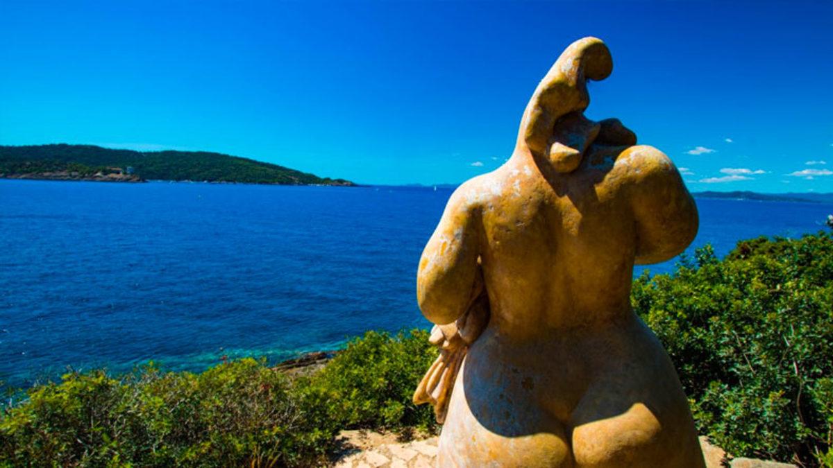 Uzaylıları Neden Genellikle Cinsiyetsiz ve Çıplak Olarak Tasvir Ediyoruz?