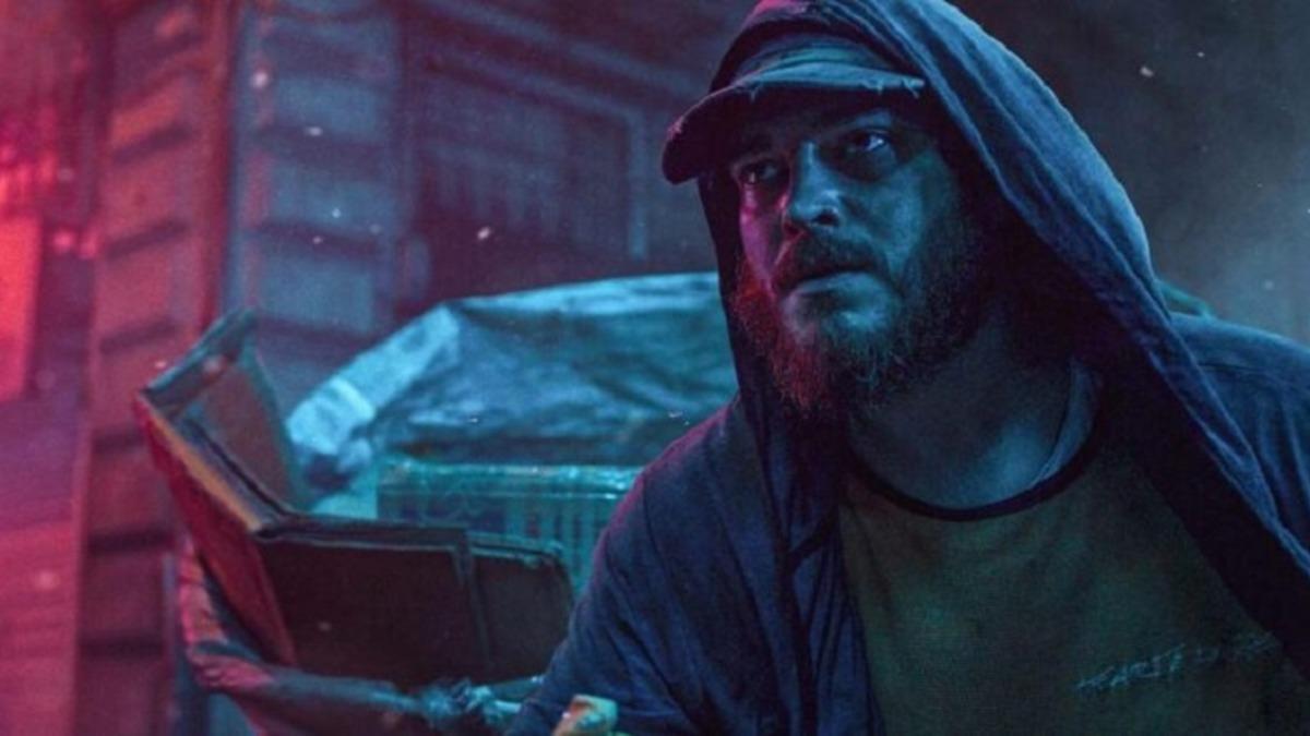 Netflix’in Çağatay Ulusoy’lu Filmi Kağıttan Hayatlar’ın Bazı Sahnelerinin "Çalıntı" Olduğu İddia Edildi