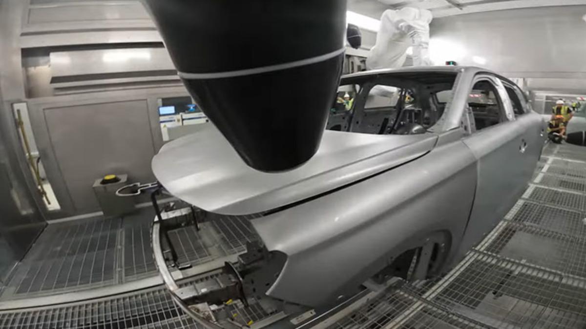 Yerli Otomobilin ‘Boya’ Testleri Başladı: “İlk TOGG Hangi Renk Olacak?” [Video]