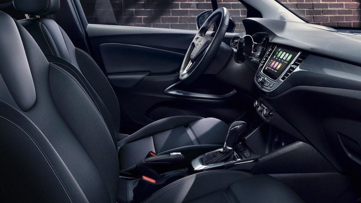 Spor Çizgilere Sahip Aile Arabası: Yeni Opel Crossland’in Dikkat Çeken Özellikleri ve Fiyat Listesi