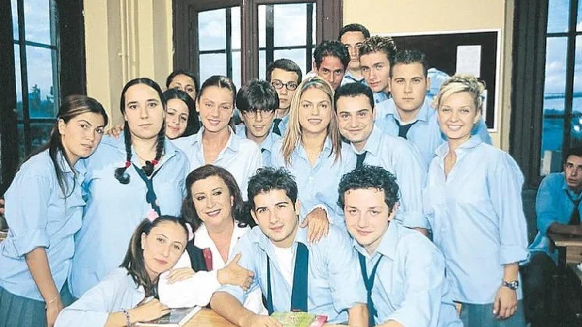 Leyla ile Mecnun Gibi Yeniden Çekilse Diye Yolunu Gözlediğimiz 20 Efsane Türk Dizisi