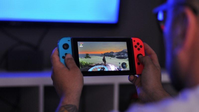 Qualcomm, Nintendo Switch Benzeri Bir Taşınabilir Oyun Konsolu Geliştiriyor